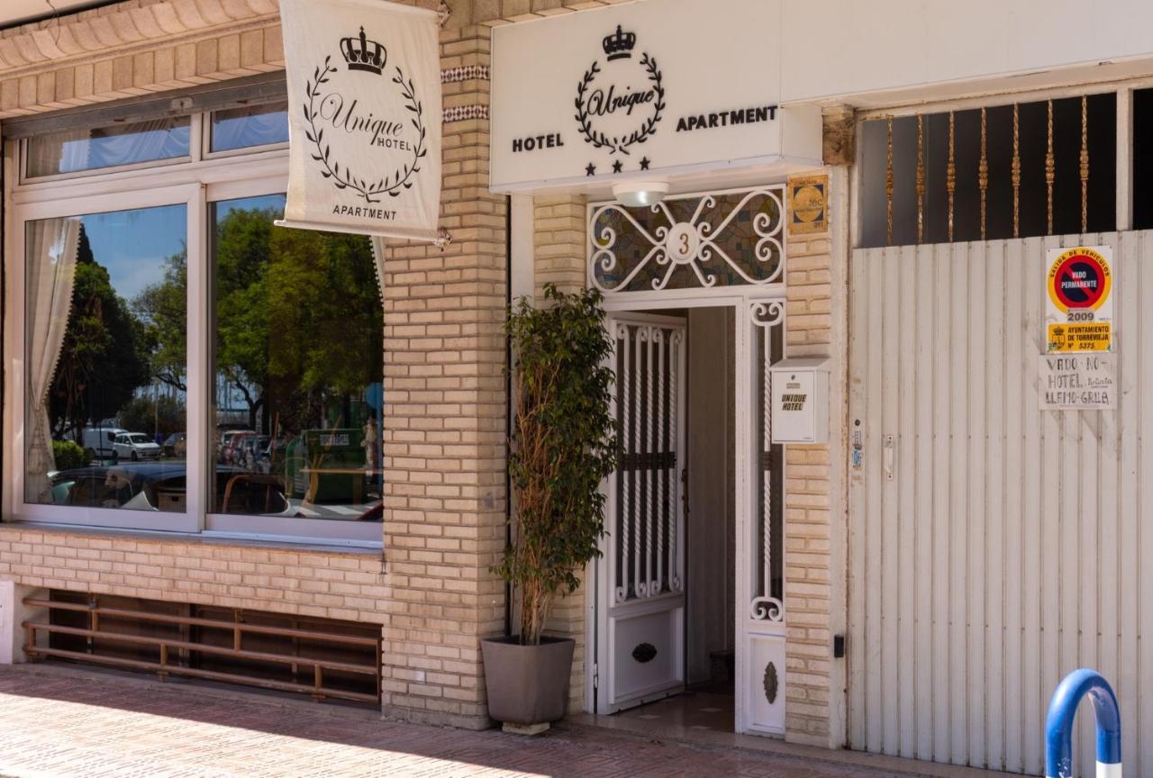 Unique Apartahotel 4-1 Torrevieja Ngoại thất bức ảnh