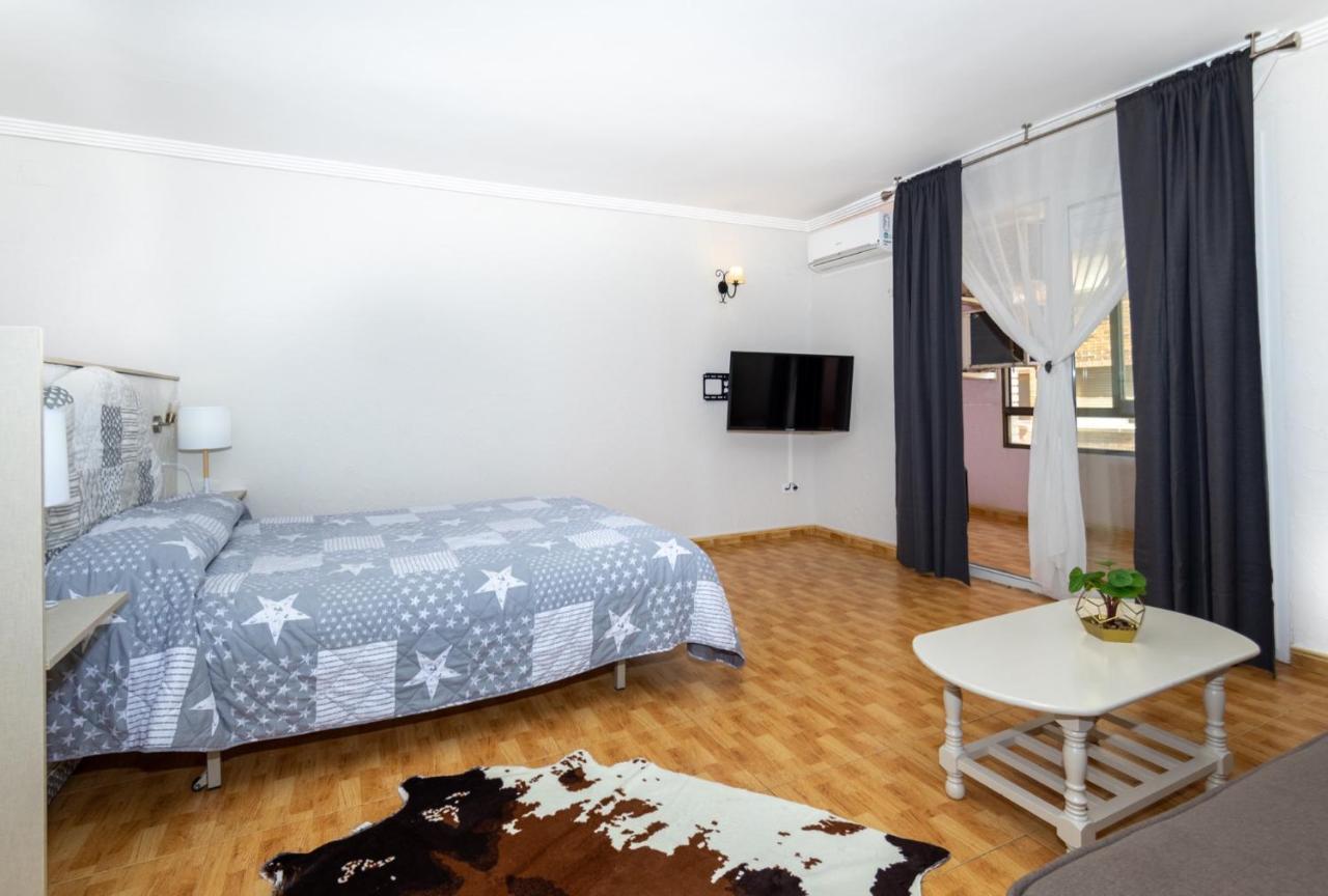 Unique Apartahotel 4-1 Torrevieja Ngoại thất bức ảnh
